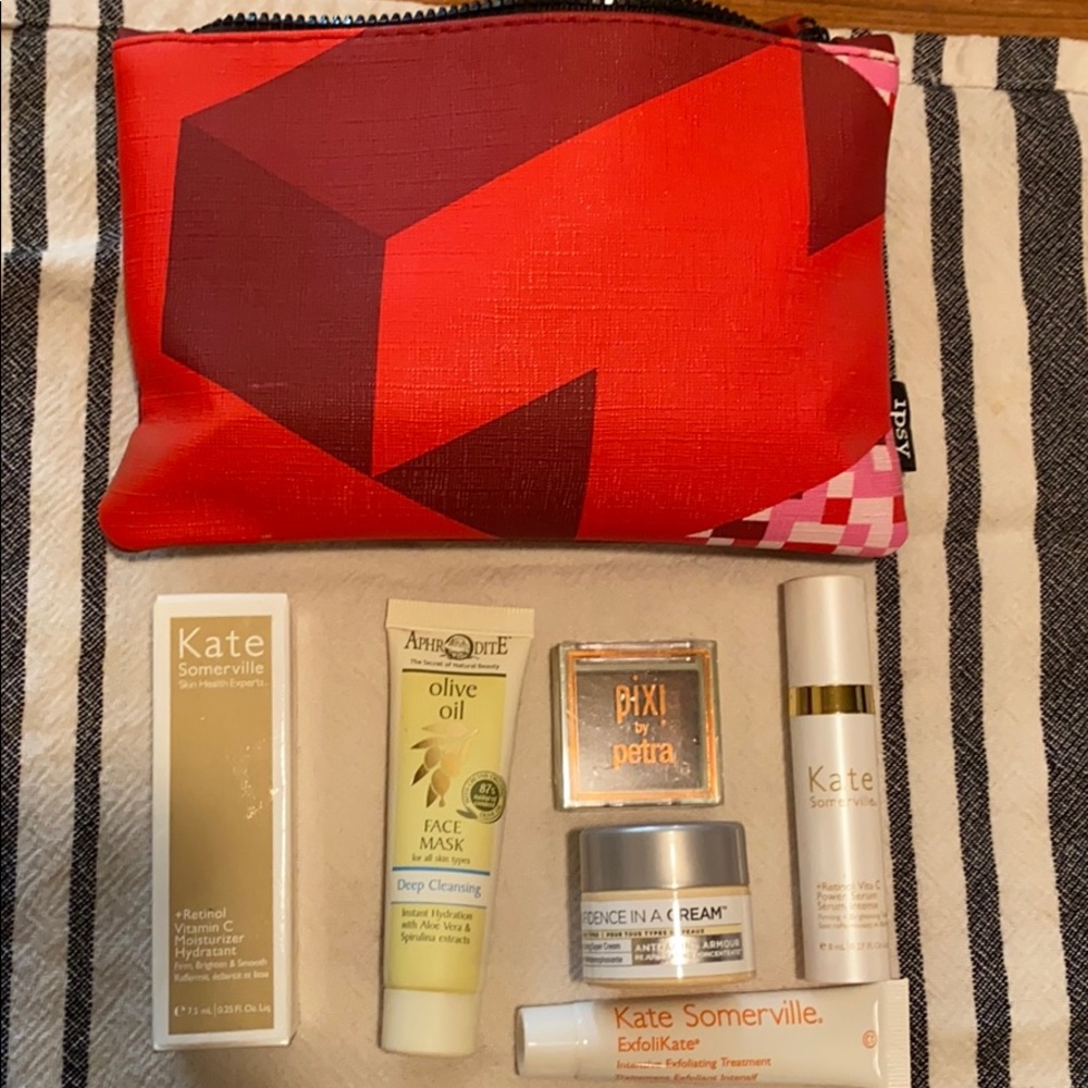 Ipsy bag with product